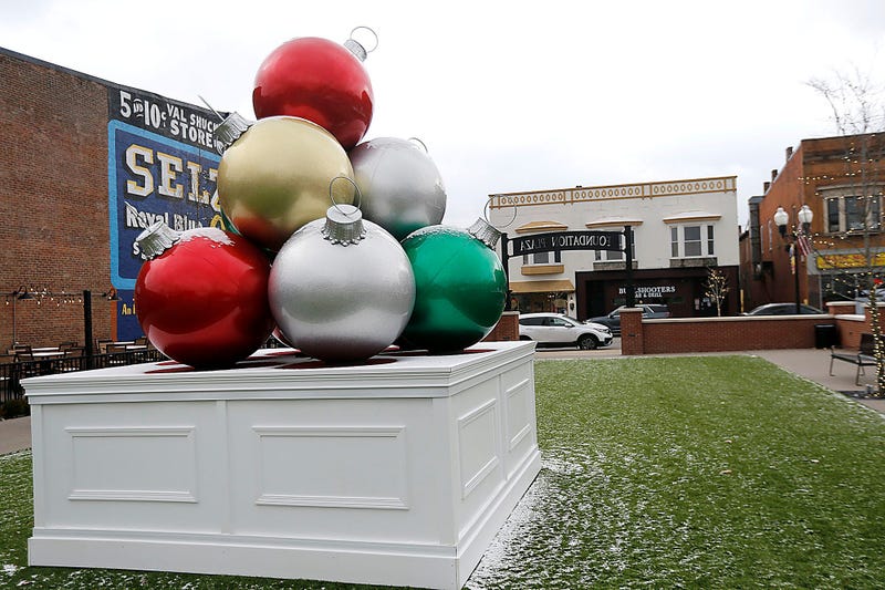 Teens Steal Then Return Xmas Decorations In Steubenville