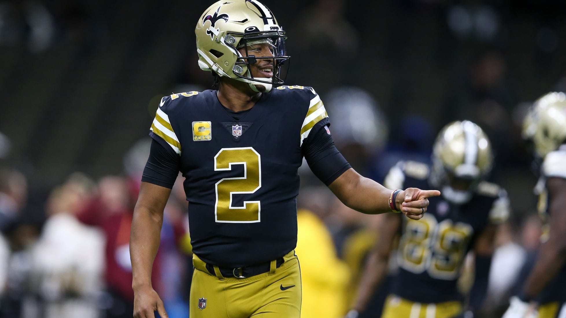 Jameis Winston returning to Saints on reduced deal: report