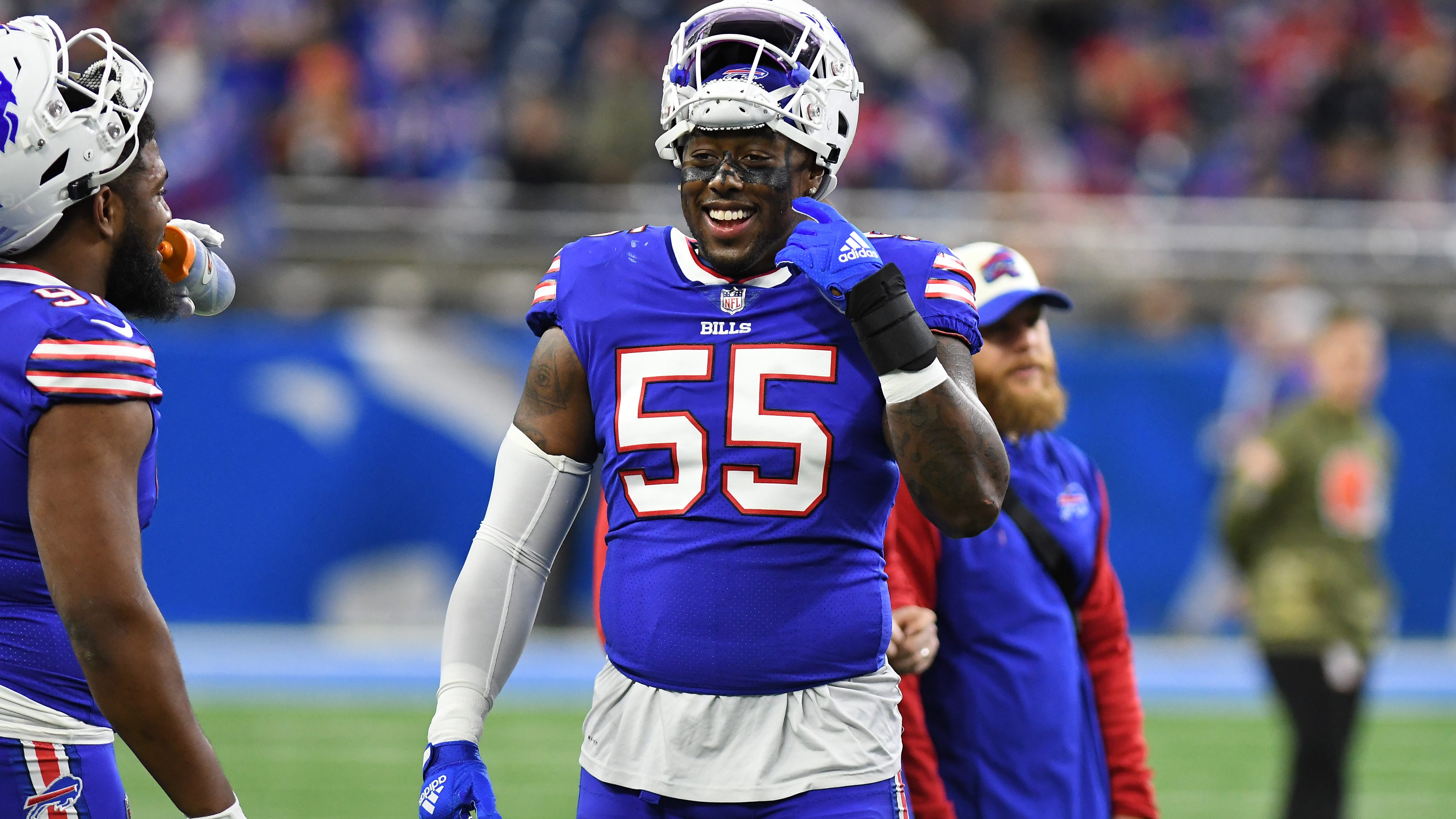 Bills trade pass rusher Boogie Basham to Giants