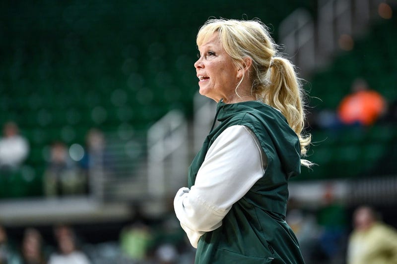 Michigan State's head coach Suzy Merchant calls out to players during the third quarter in the game against Georgia Tech on Thursday, Dec. 1, 2022, in East Lansing
