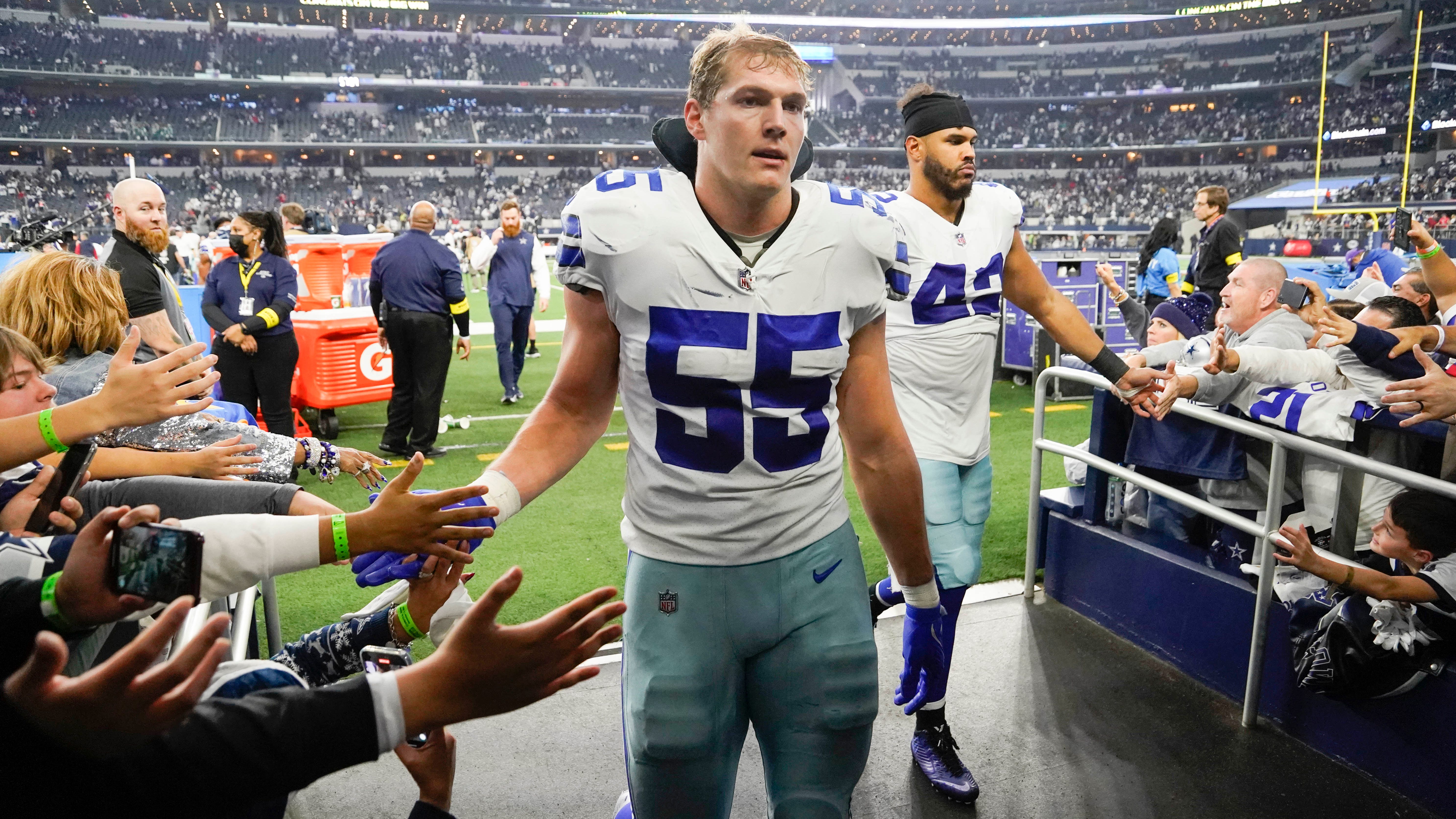 Cowboys re-sign LB Leighton Vander Esch to 2-year deal