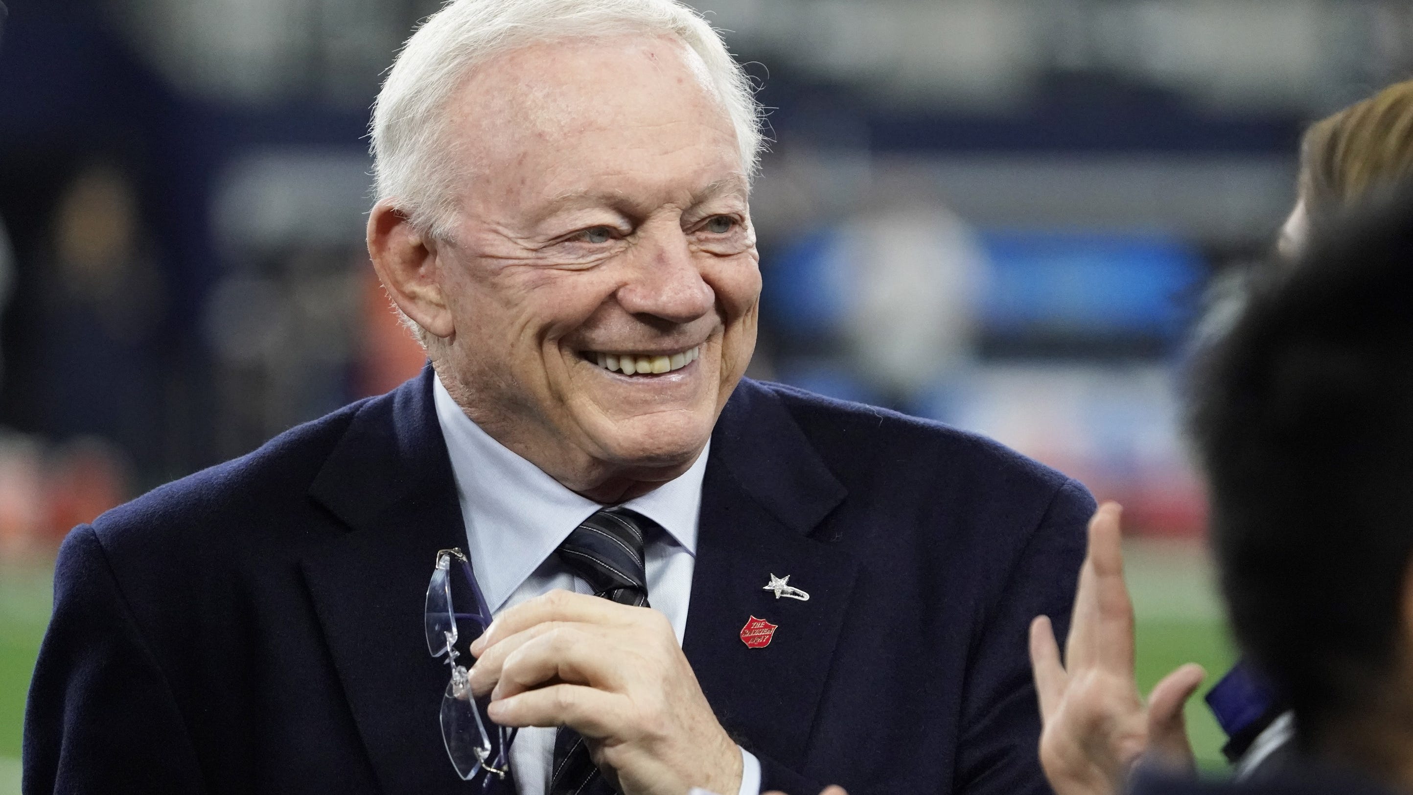 Where's your Cowboys confidence after more free agent inactivity?
