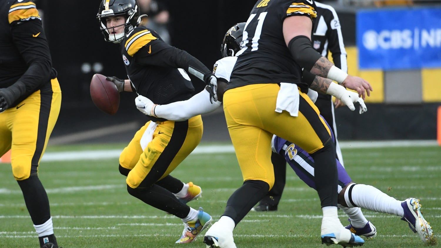 Tomlin: Pickett 'doubtful', doesn't say who will start at QB