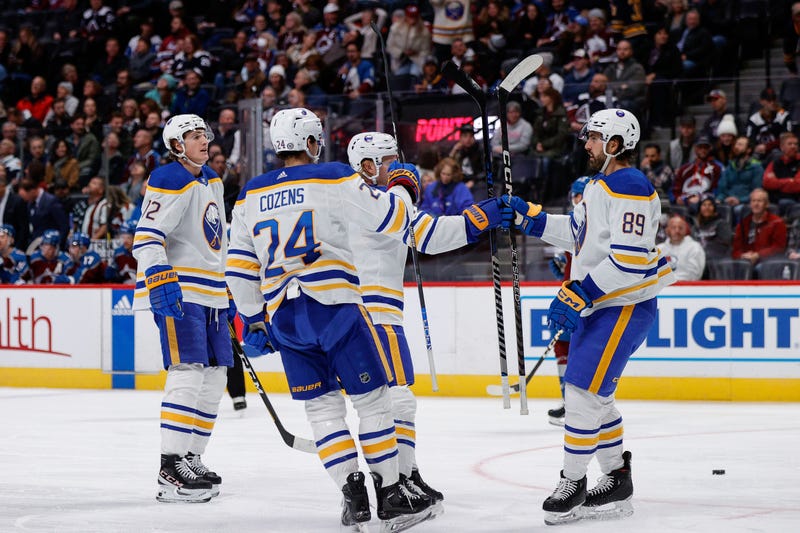 Alex Tuch & co. celebrate his first period goal