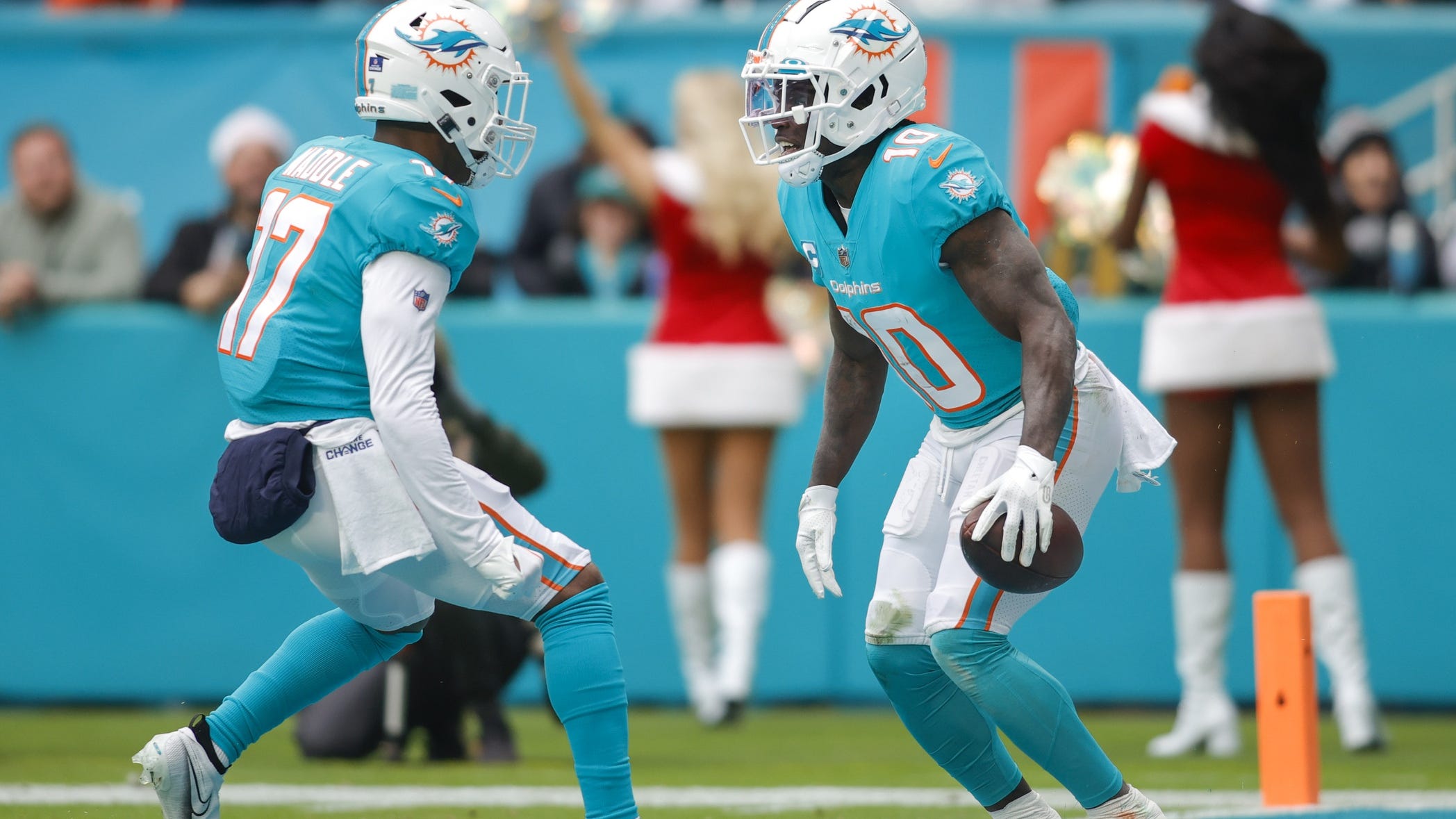 Miami Dolphins have the best WR duo in the NFL with Hill & Waddle but it won't matter if Tua can't stay healthy
