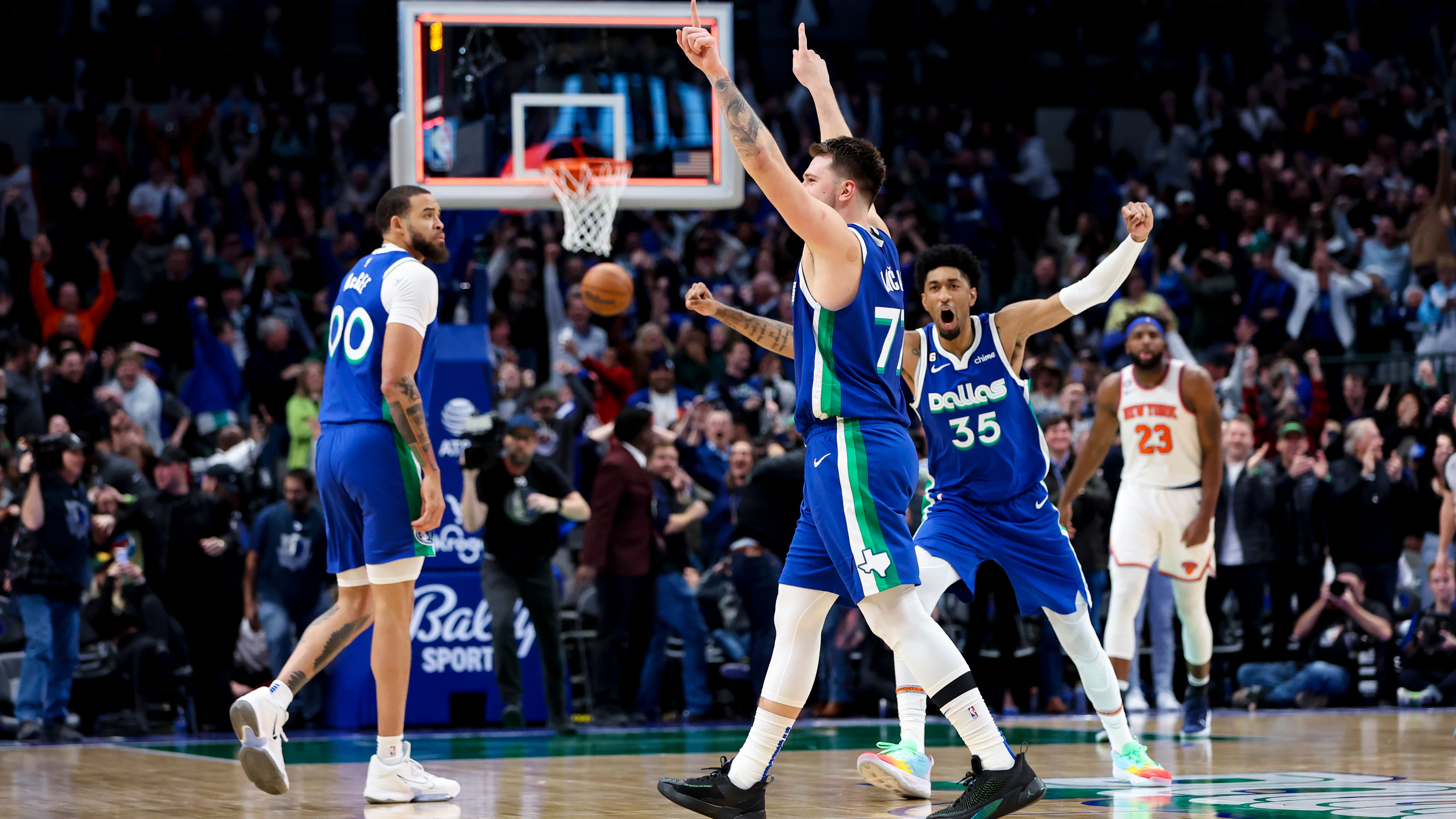 Mavs' Luka Doncic 'day-to-day' with injury