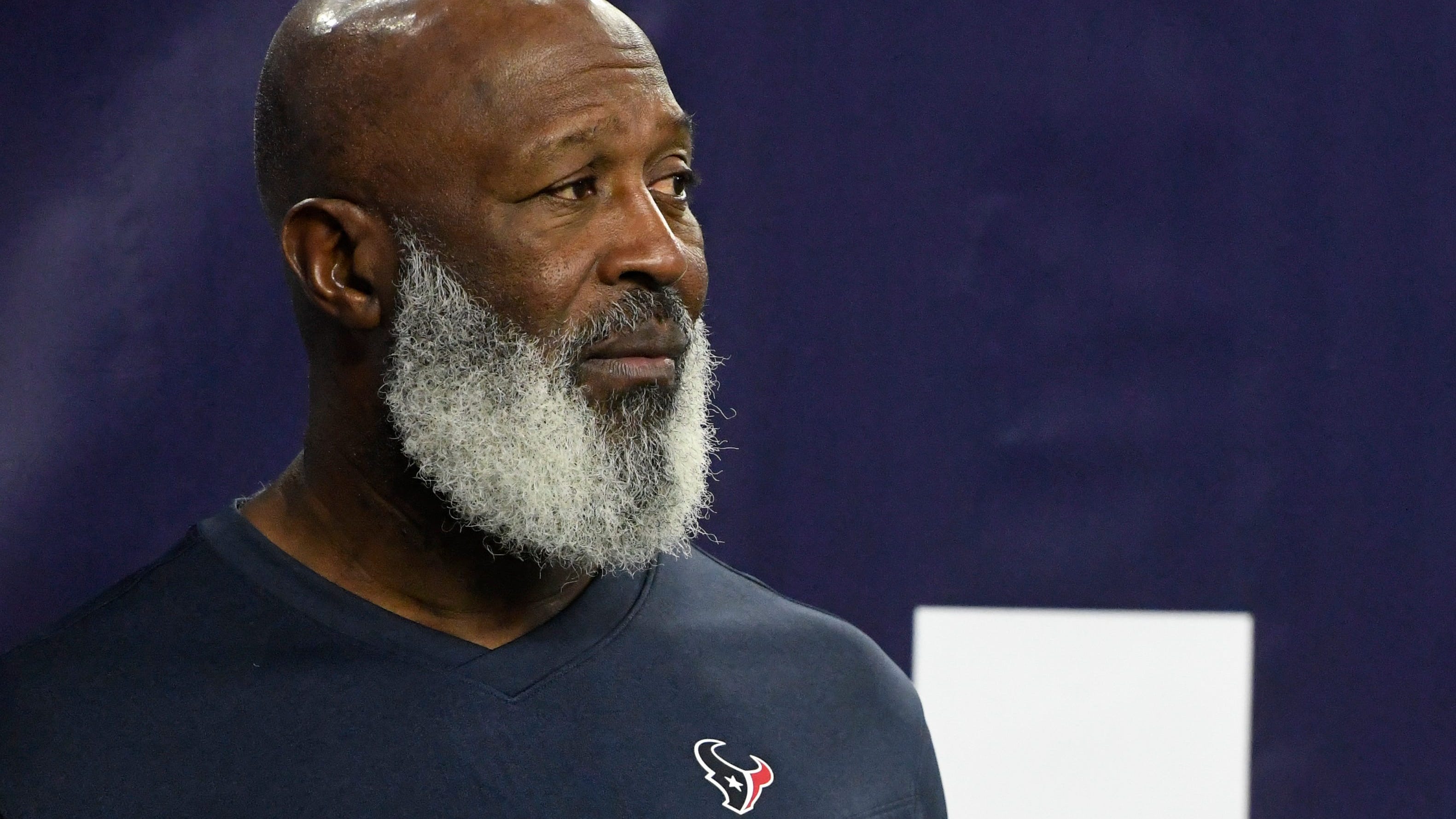 Was Lovie Smith's strategy in final game a 'middle finger' to Texans brass?