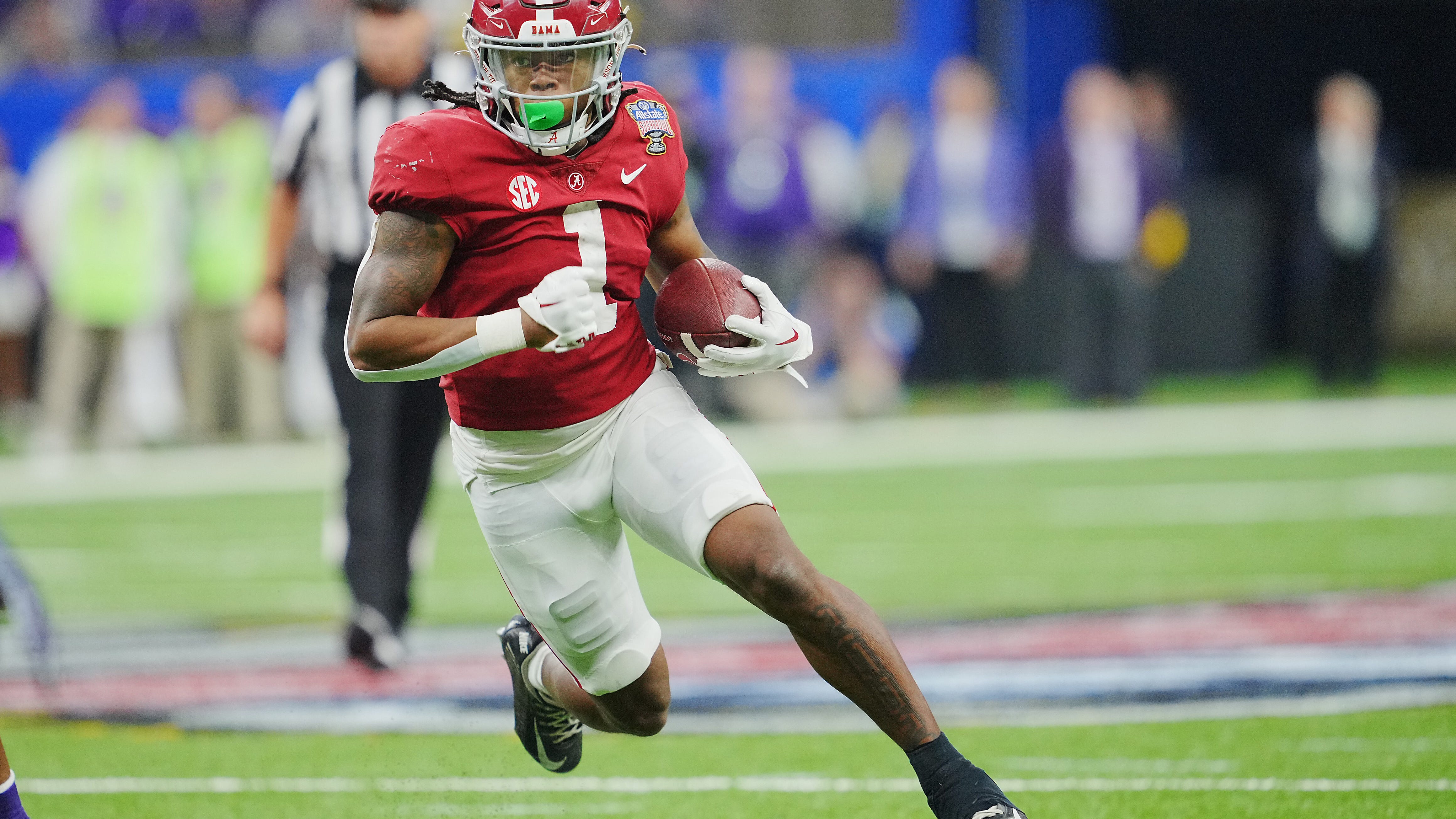 Could Patriots be in the hunt for running backs early in 2023 NFL Draft?