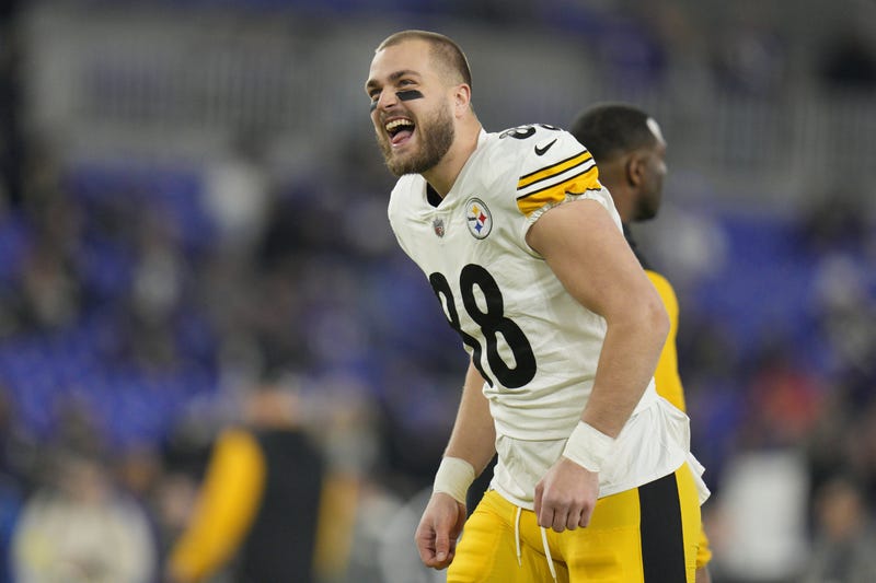 Pat Freiermuth excited