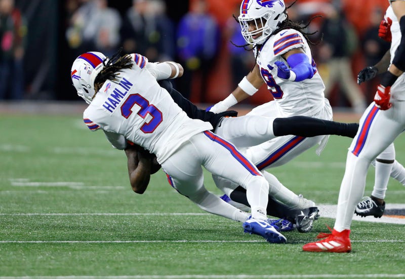 Buffalo Bills safety Damar Hamlin (3) tackles Cincinnati Bengals wide receiver Tee Higgins (85) during the first quarter at Paycor Stadium on Jan. 2. 