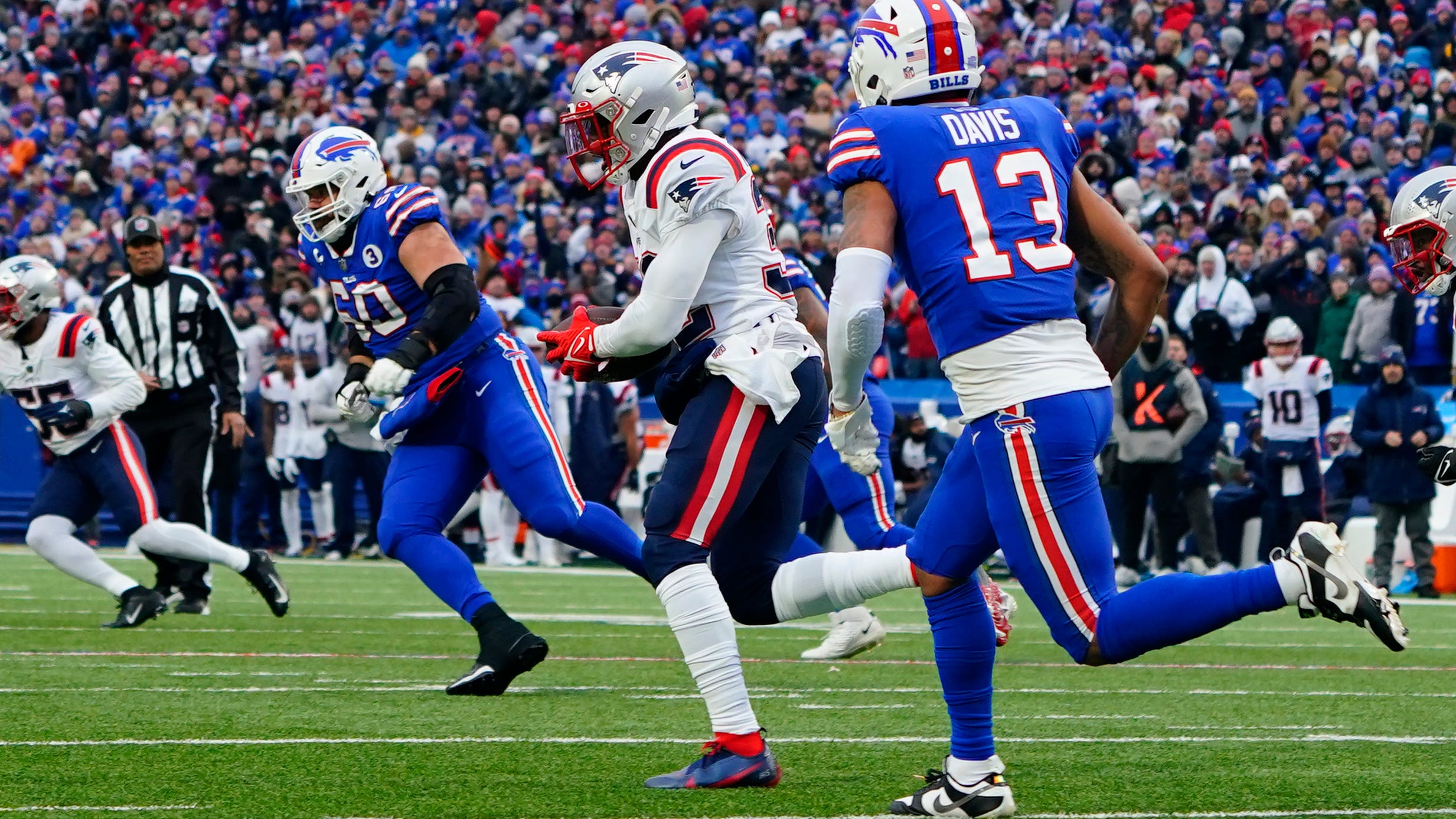 Devin McCourty still hasn't decided between retiring or returning to Patriots