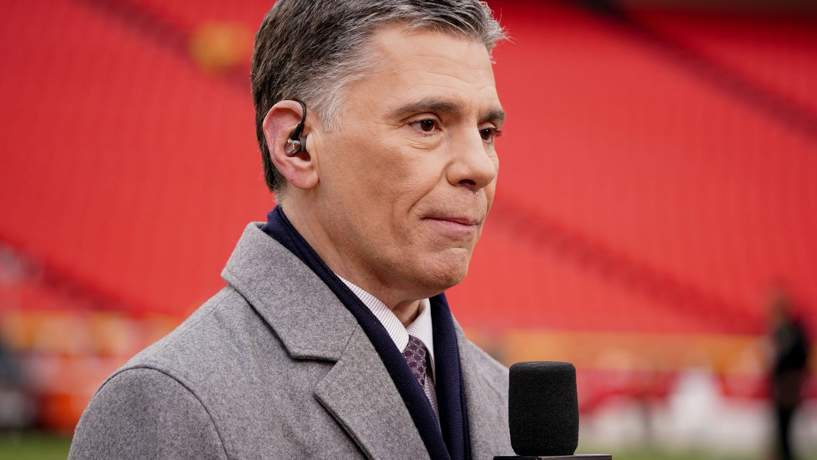 Mike Florio on Dak Prescott criticisms, Michael Irvin incident, and more