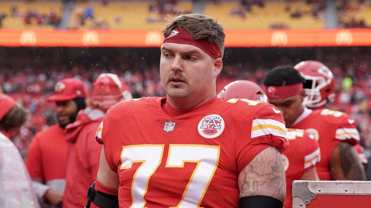Commanders agree to terms with OT Andrew Wylie on three-year deal (reports)