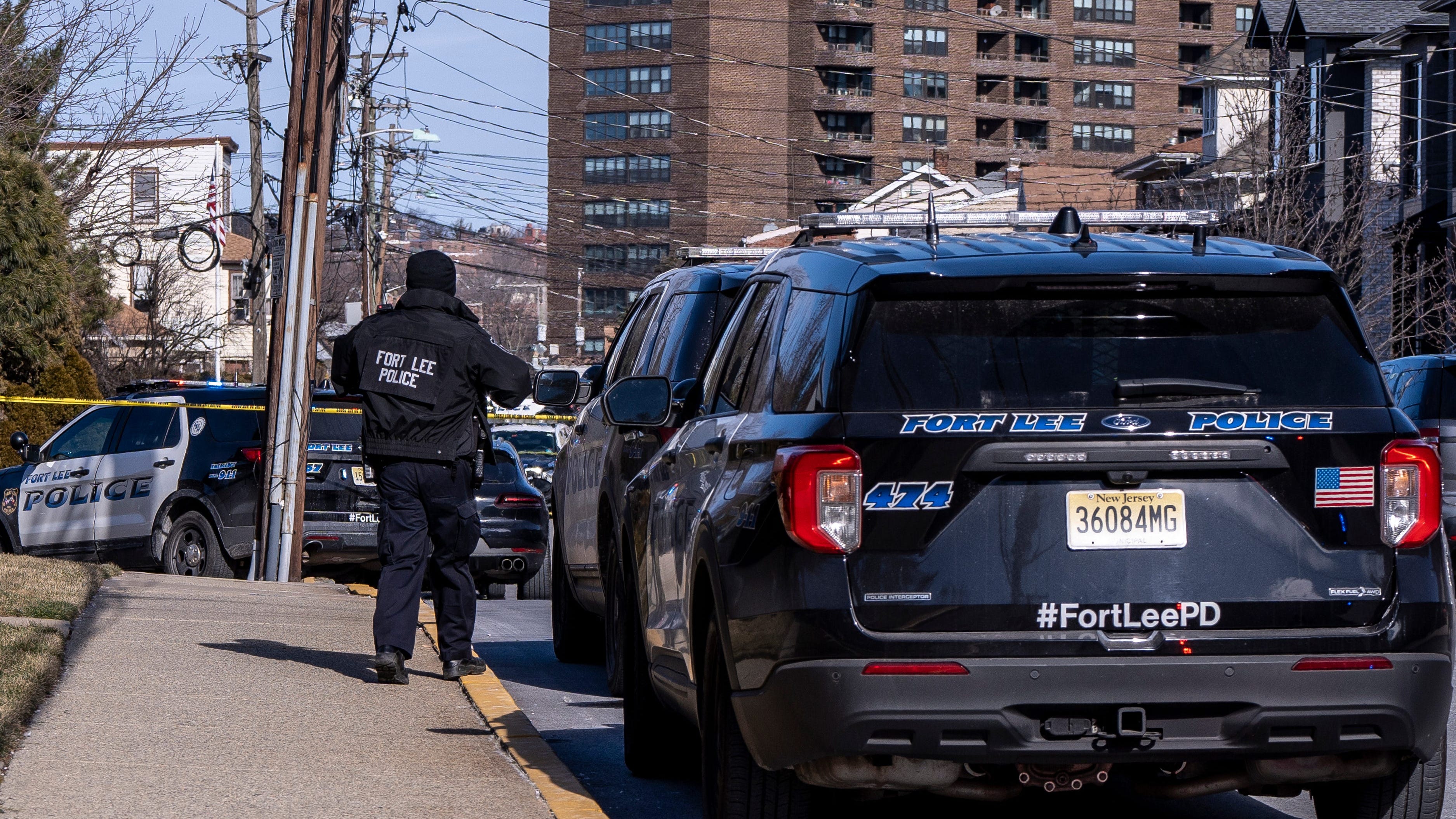 Man armed with knife fatally shot by NJ police after barricading in home