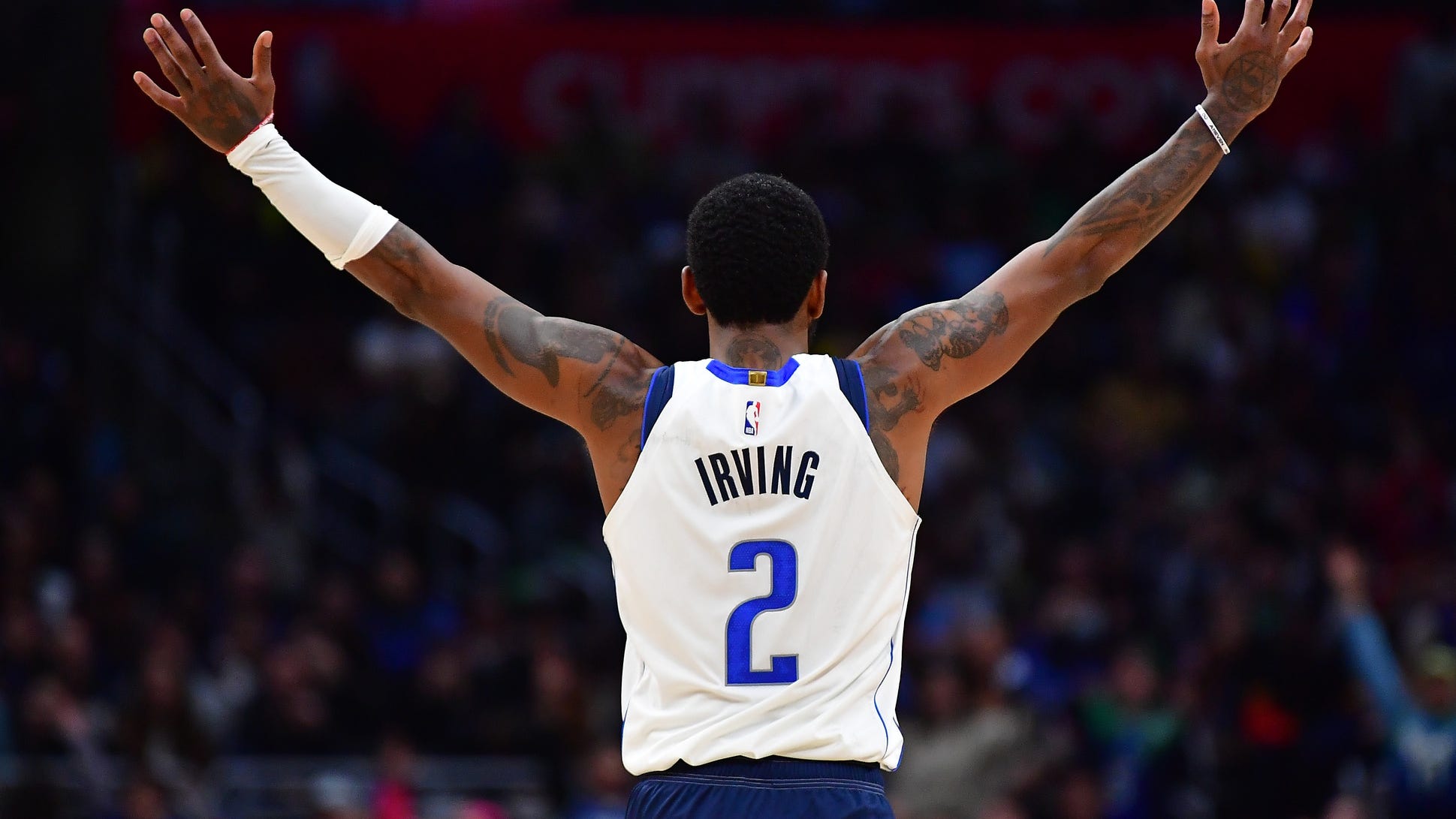 Mike Bacsik on Kyrie Irving's Mavs debut, Kevin Durant blockbuster trade