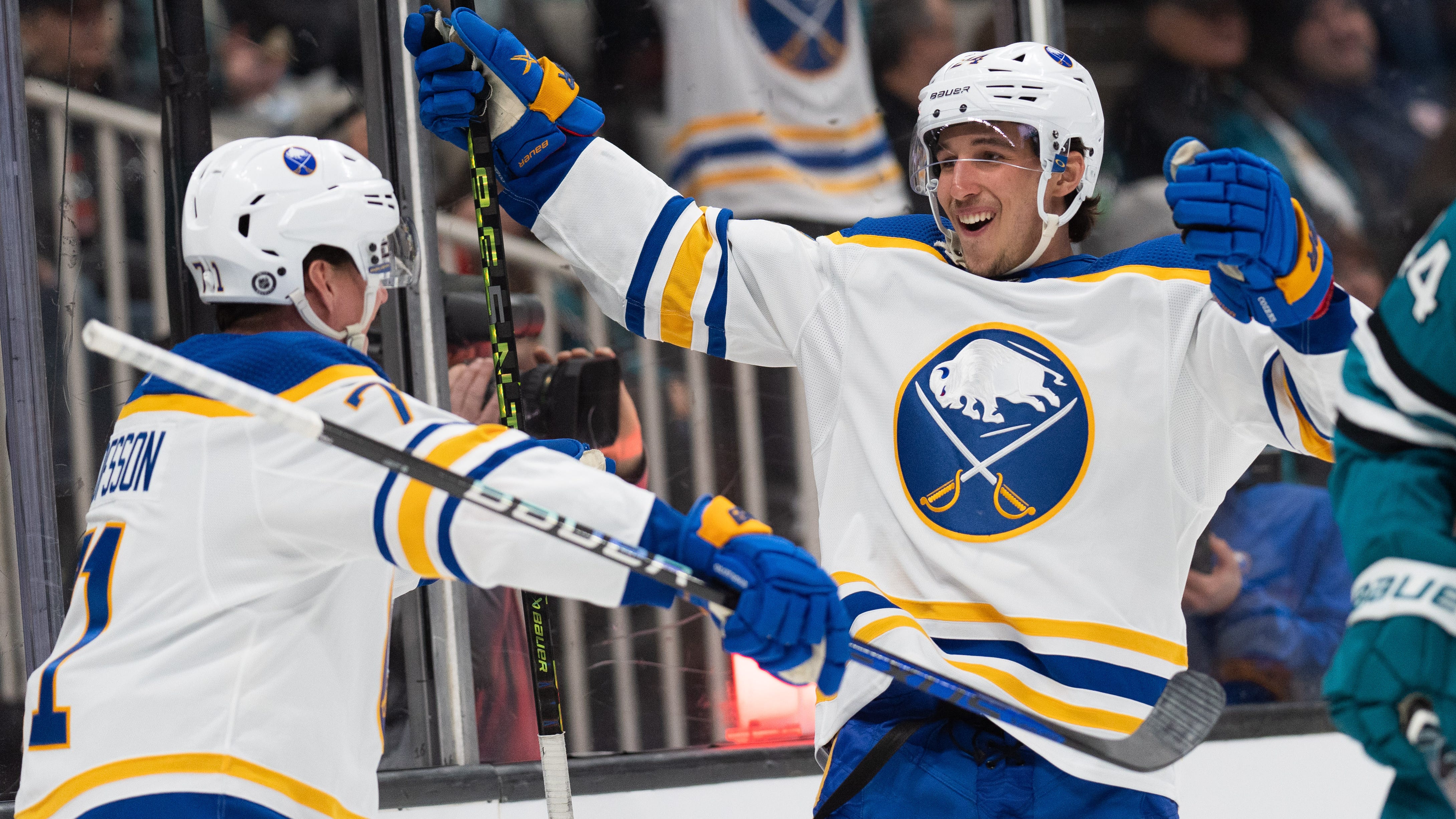 Sabres double up Sharks in San Jose