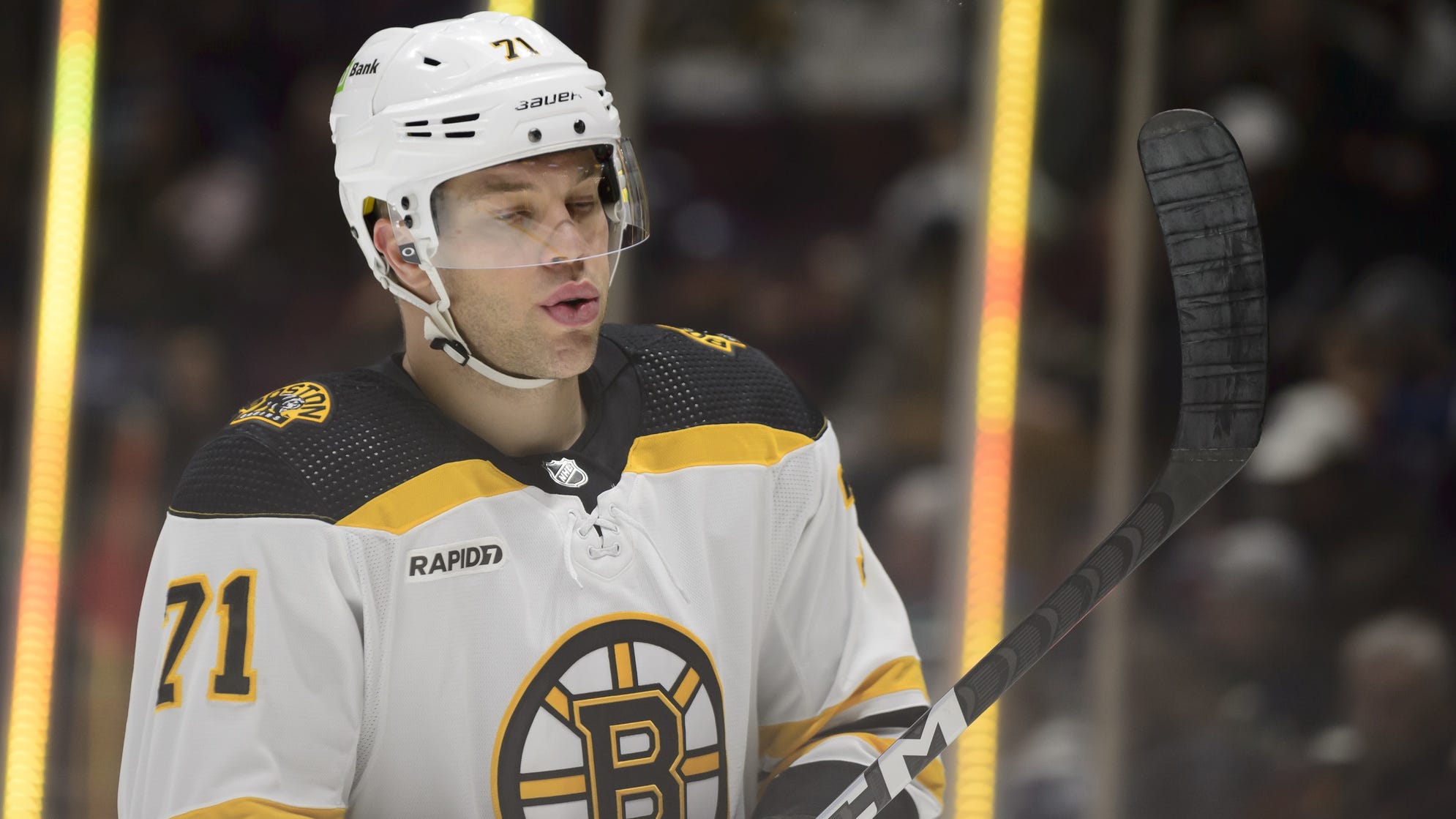 Bruins get 'discouraging' injury news on Taylor Hall, Nick Foligno