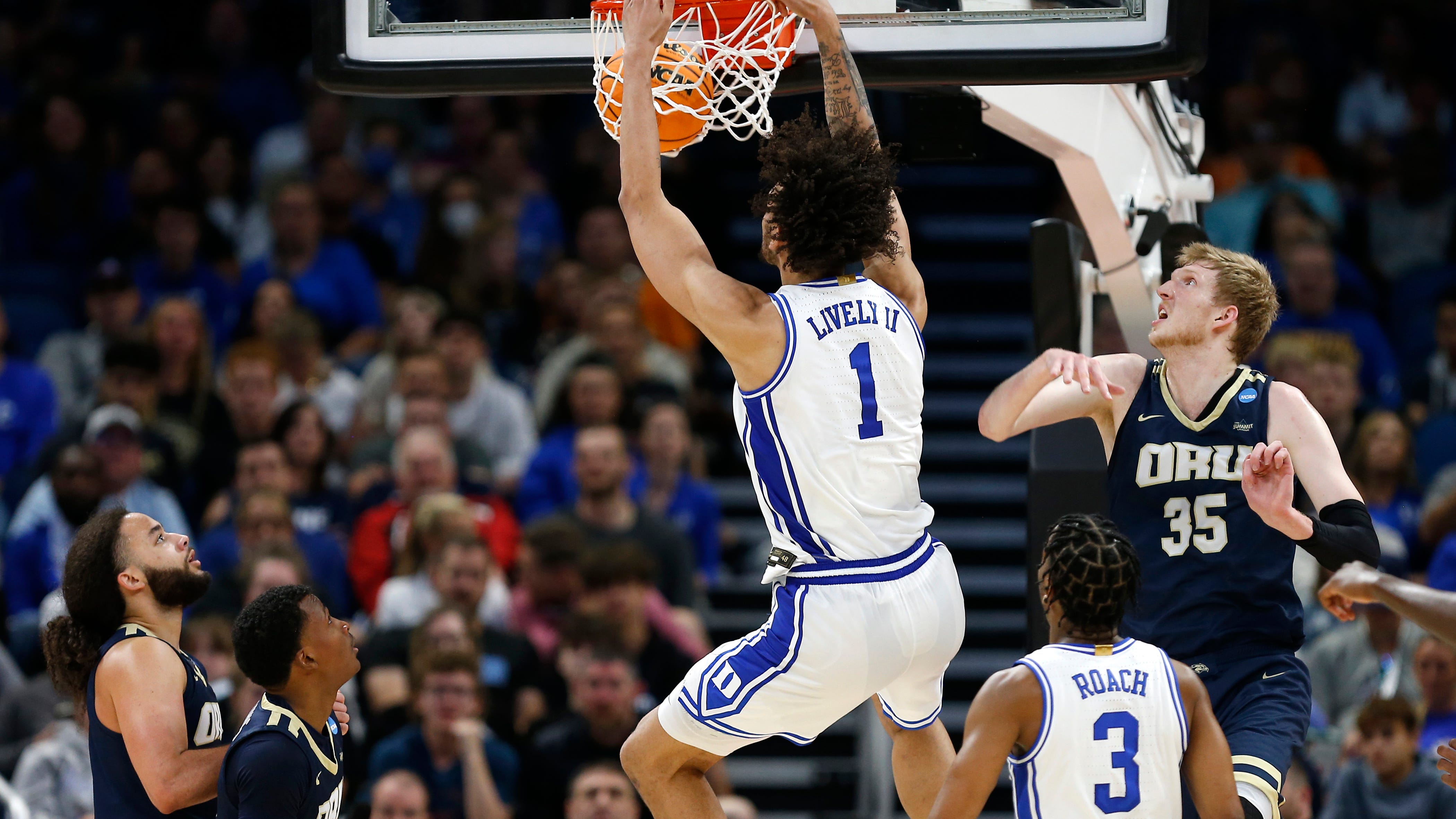 Mavs Trade No. 10 Pick, Davis Bertans To Oklahoma City Thunder for big man Dereck Lively