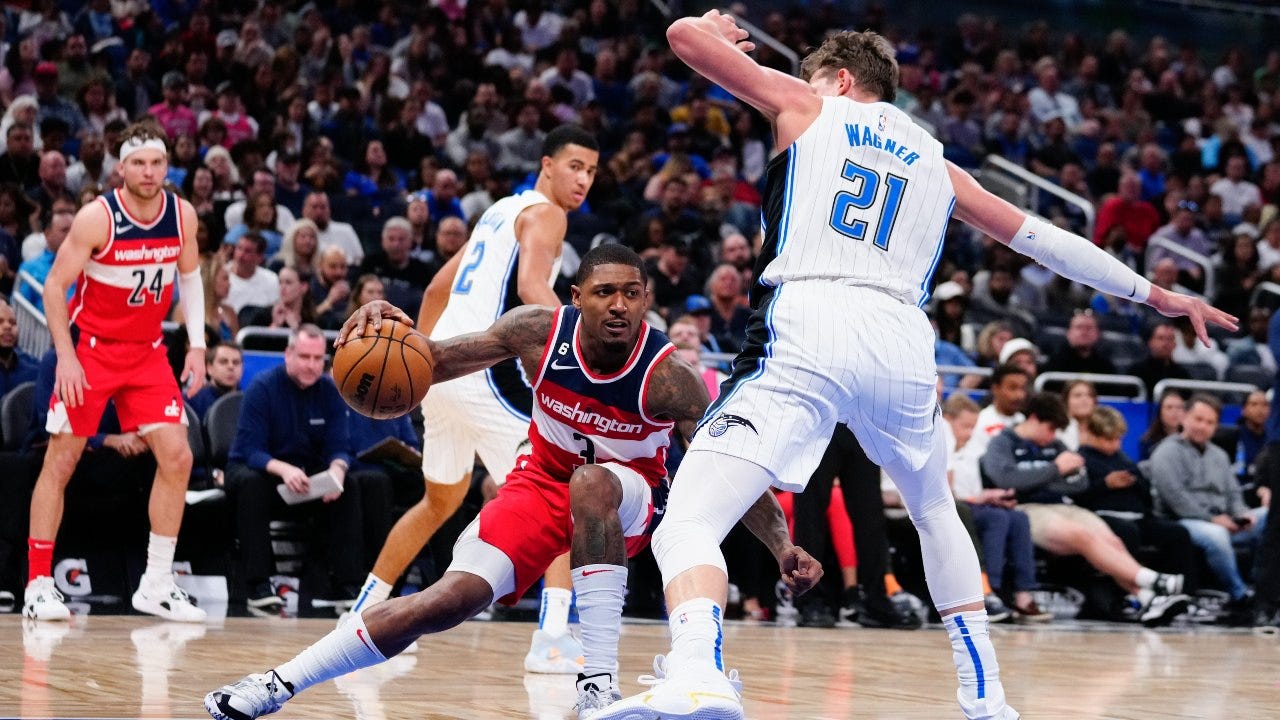 Kristaps Porzingis scores 30, but Magic beat struggling Wizards 122-112