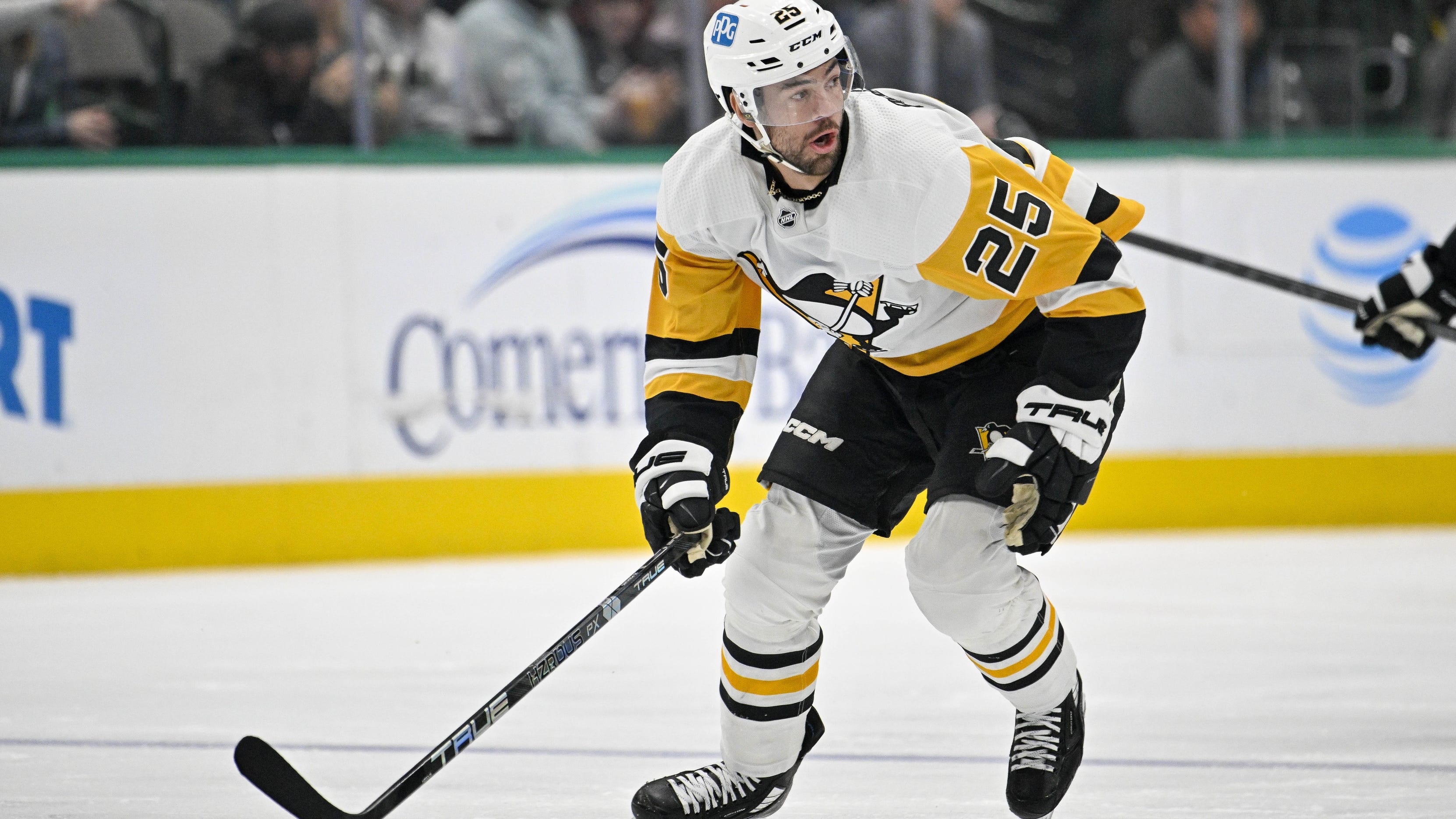 First Pens player to sign elsewhere, signs with the Flyers