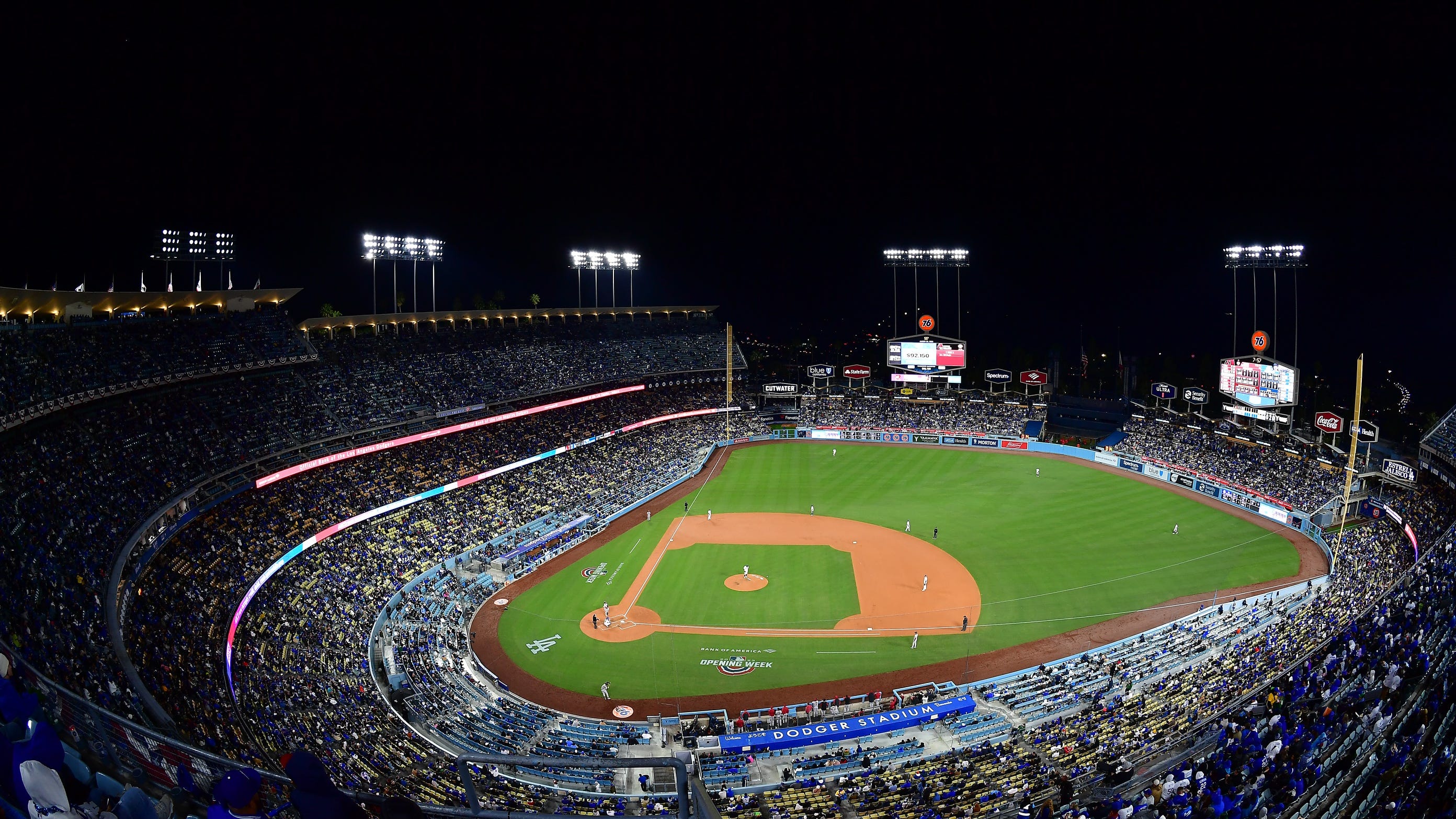 Fan runs onto field to propose to girlfriend, gets LEVELED by security