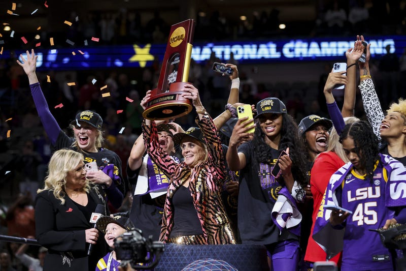 Kim Mulkey and LSU