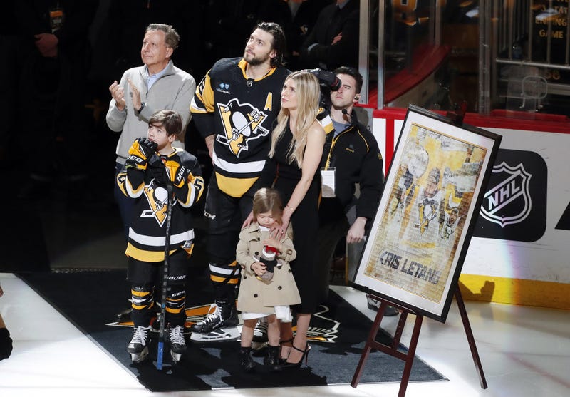 Kris Letang with his family