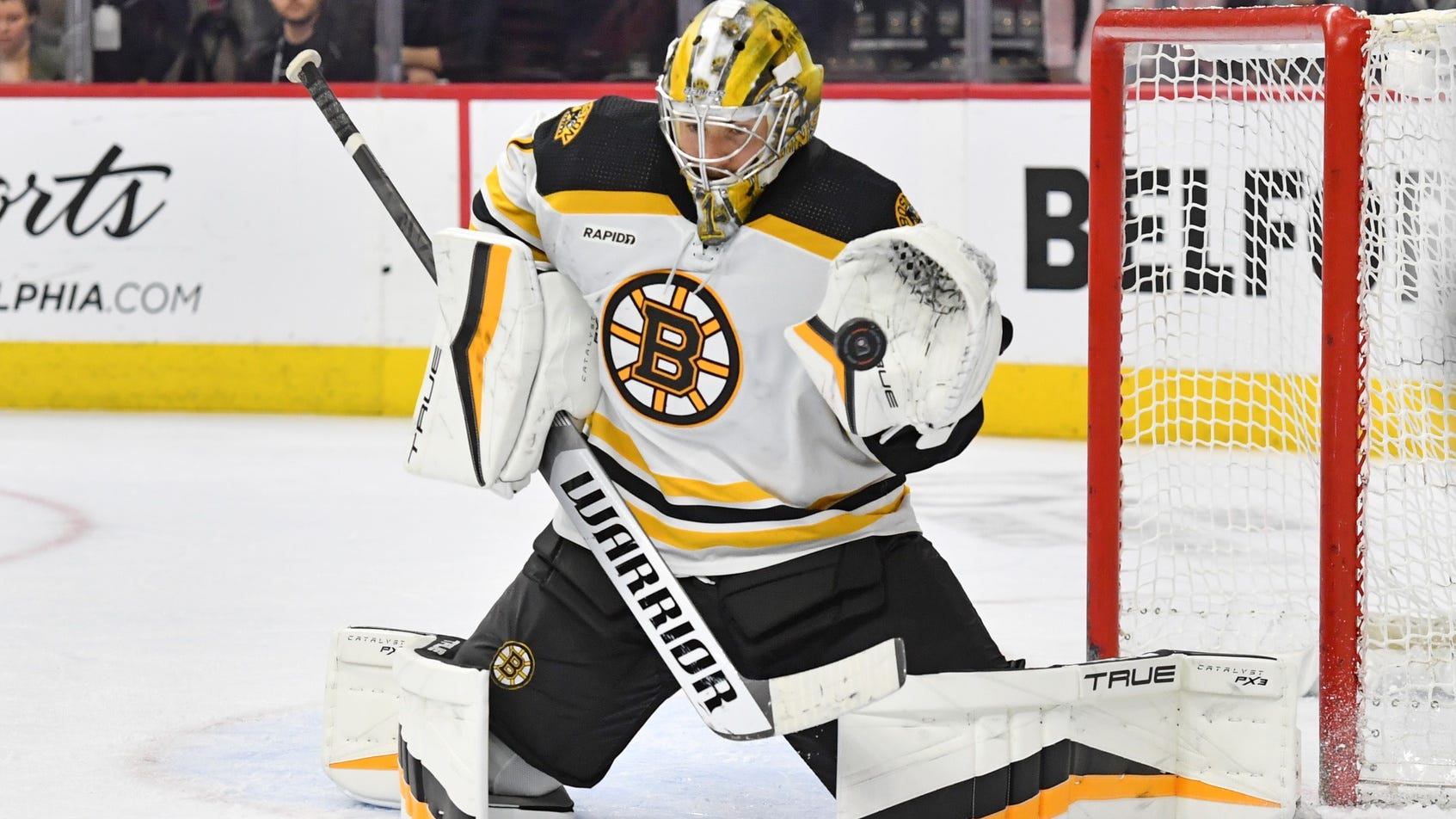 What Jeremy Swayman arbitration ruling means for Bruins' salary cap situation