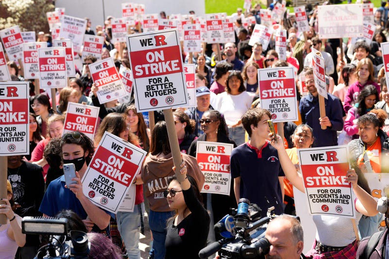 Hundreds rallied on the campus of Rutgers University, in New Brunswick for a contract. Monday, April 10, 2023 Rutgers Strike.
