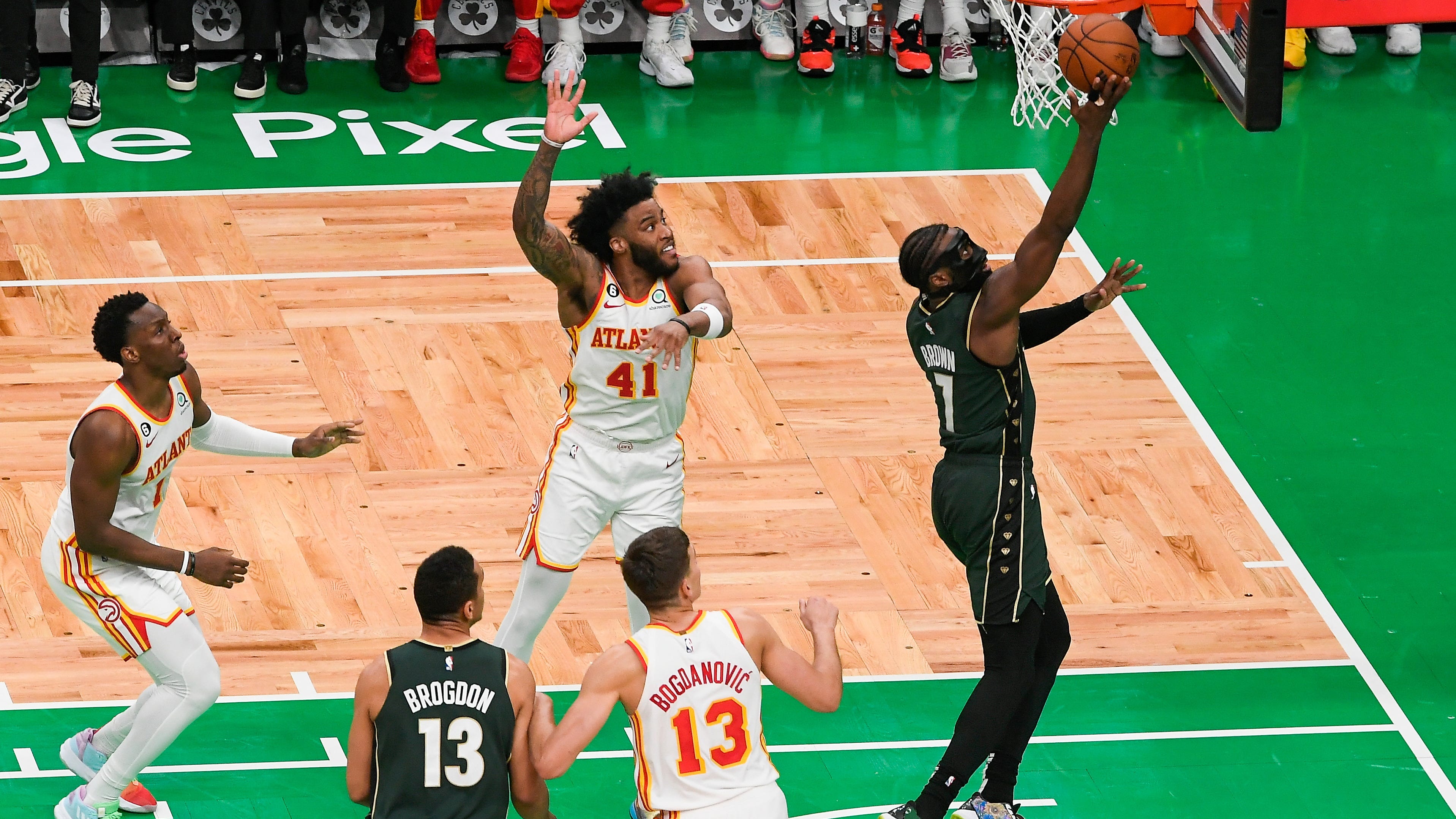 Landry Fields: Hawks were “just sort of handing baskets to them."