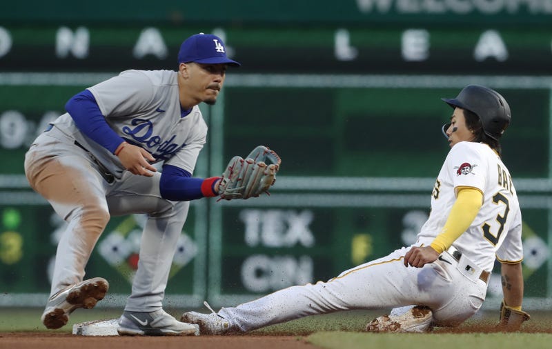 Ji Hwan Bae slides into second