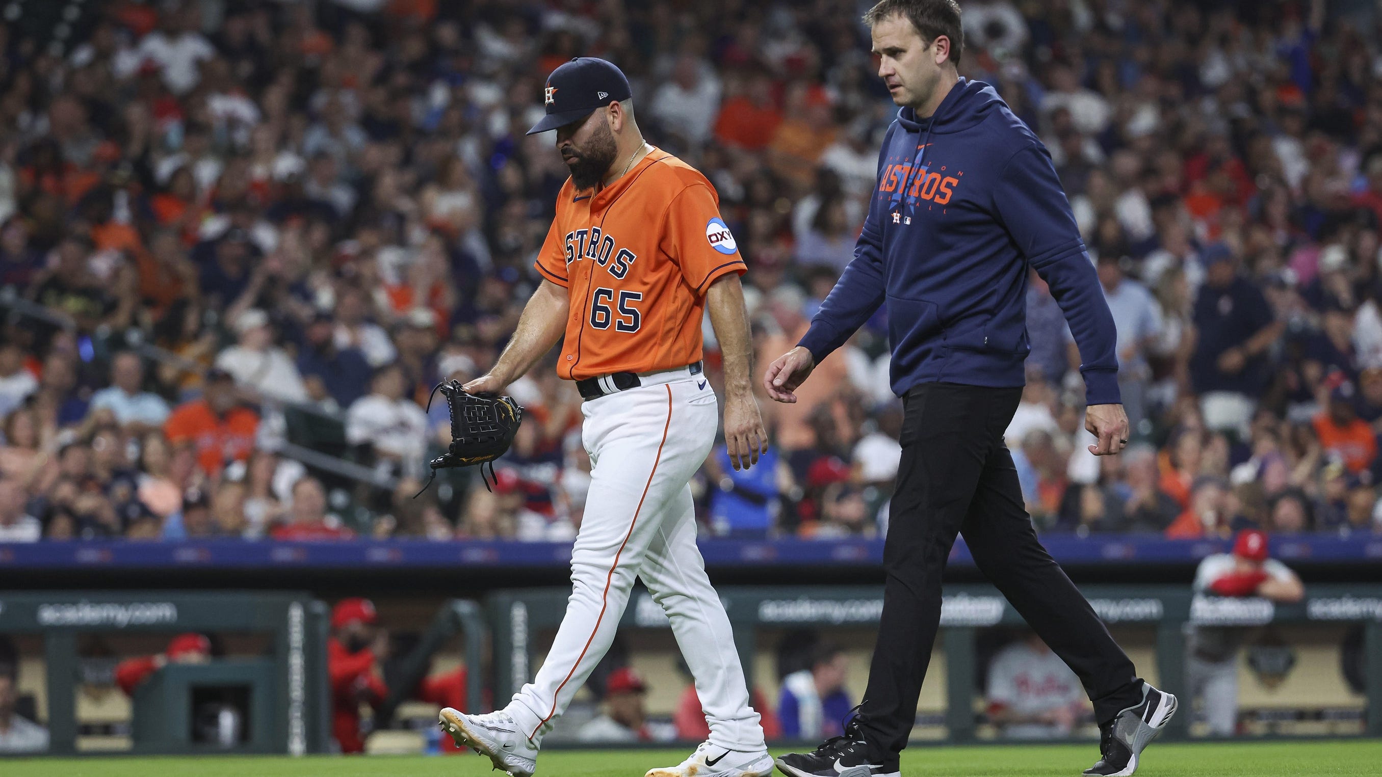 Astros' Urquidy leaves Sunday start early