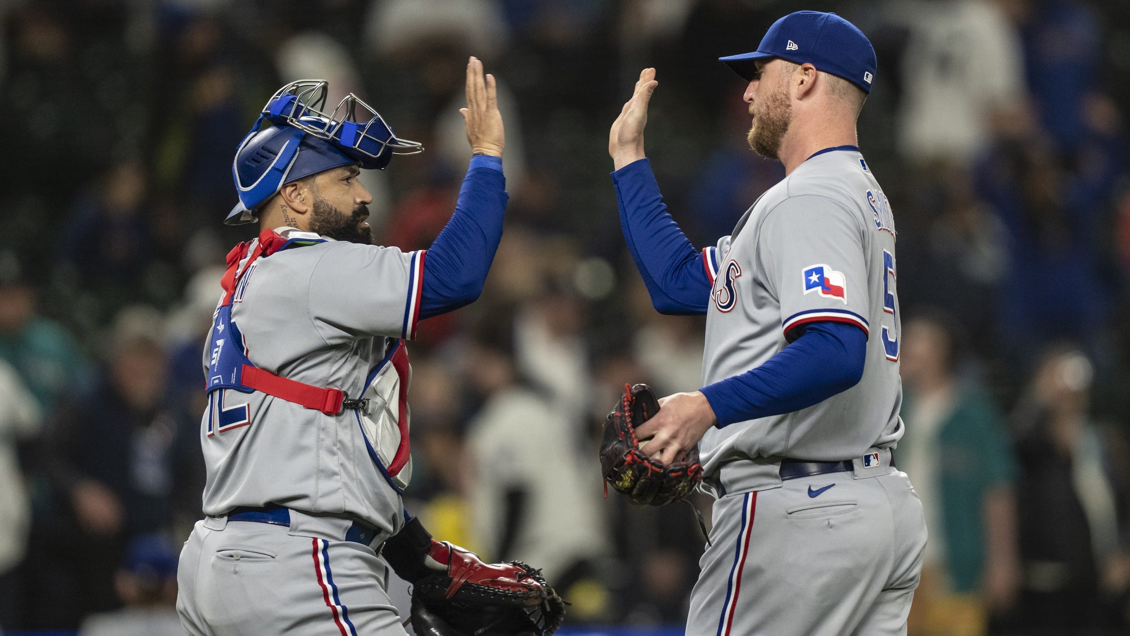 Bret Boone on Bruce Bochy's ability to relate to players, why the Rangers are playoff contenders