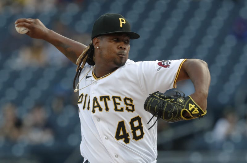 Luis Ortiz pitching