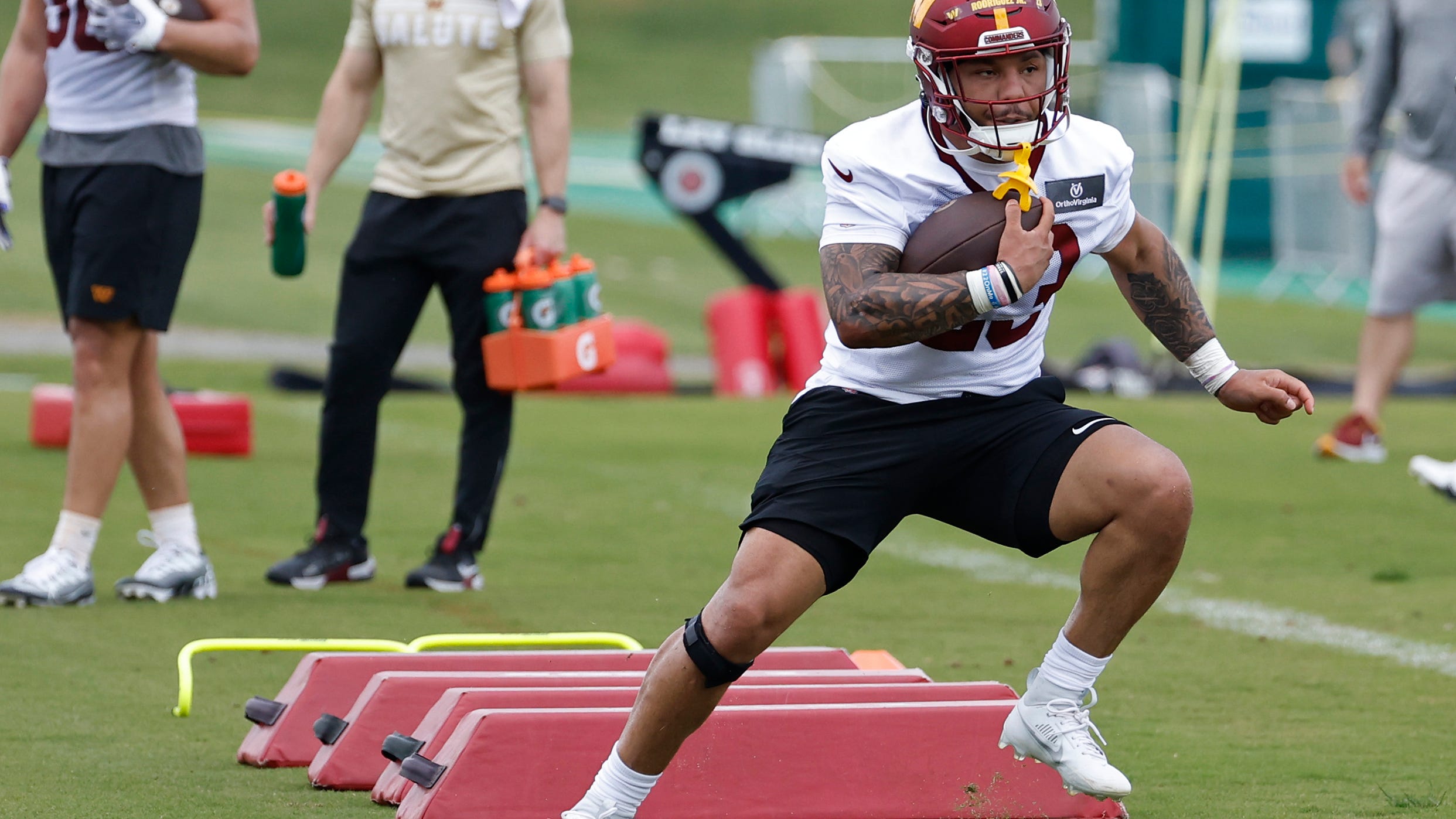 BMitch & Finlay talk Commanders sale timeline, rookie mini-camp with Nicki Jhabvala