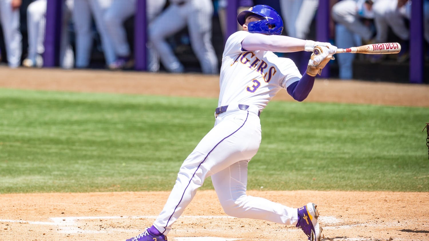 LSU baseball mashes 5 homers to put down Oregon State in long-delayed matchup