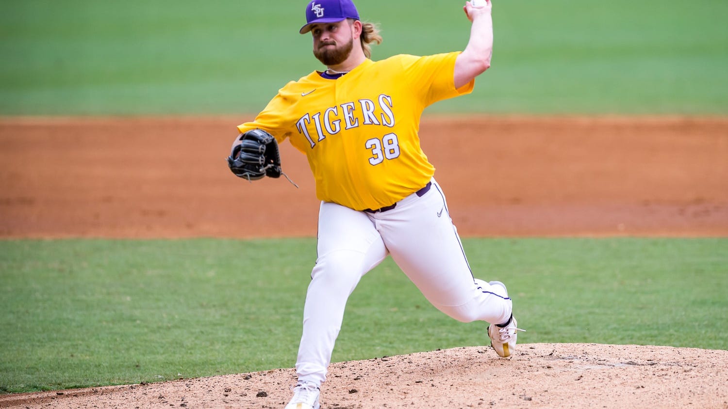 Jay Johnson: LSU could rely on different set of pitchers in Super Regional