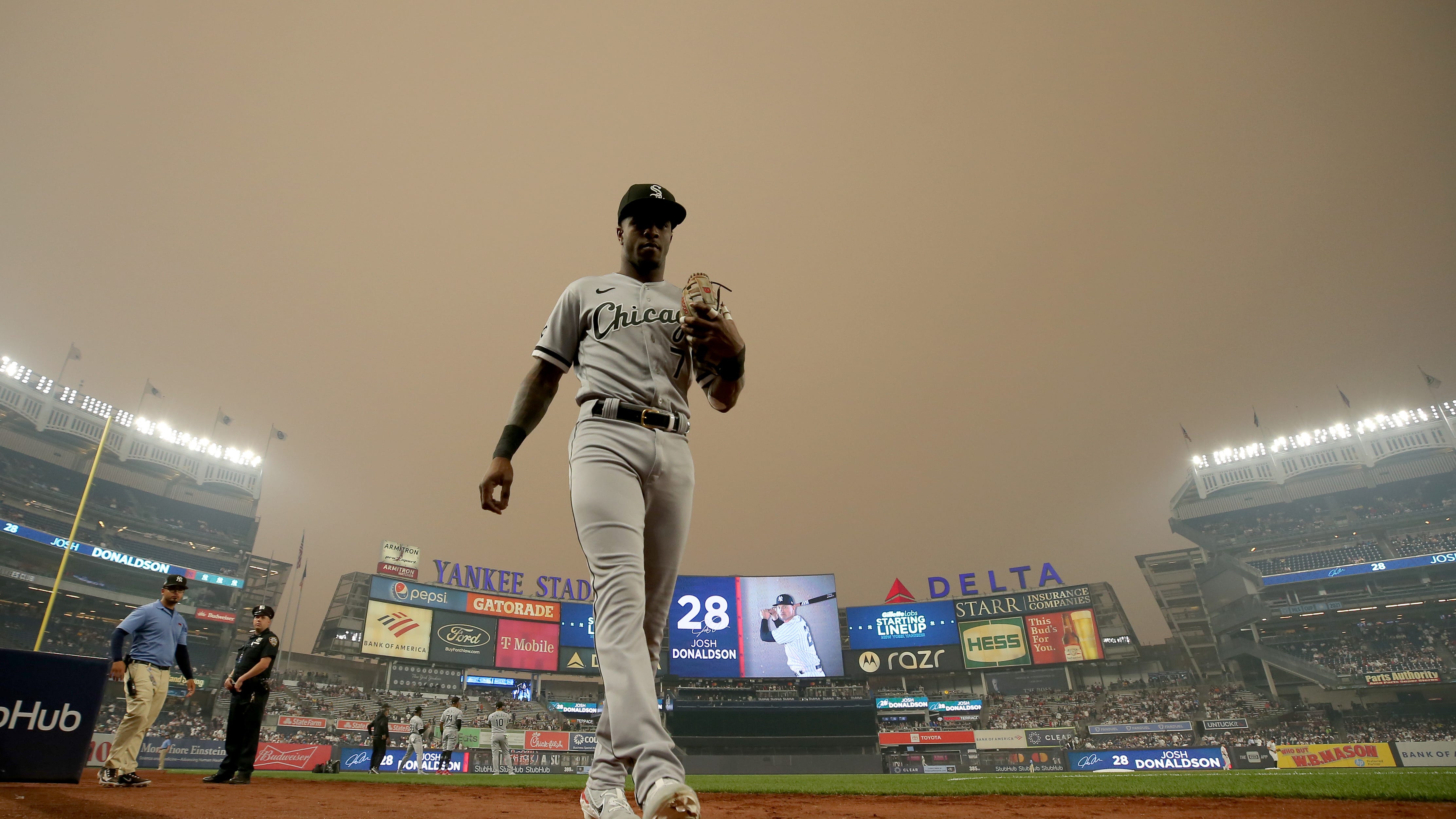 White Sox-Yankees game postponed due to hazardous air quality