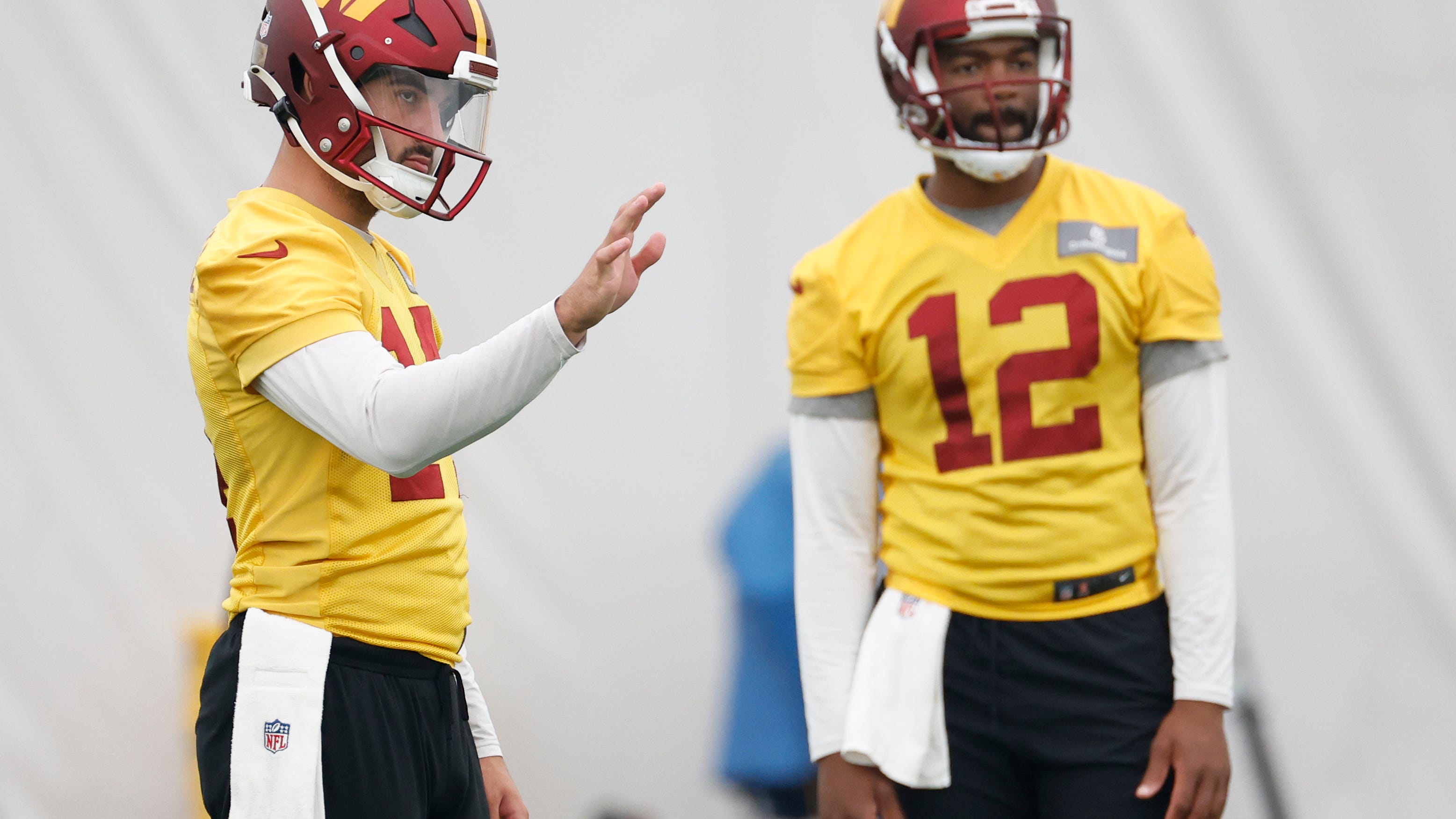 Sam Howell has 'significant' lead over Jacoby Brissett for QB1, and Kevin Sheehan reacts to big surprise from Commanders OTAs