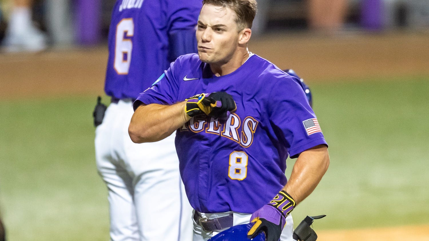 Watch: Gavin Dugas hits moonshot homer for LSU's first run at College World Series