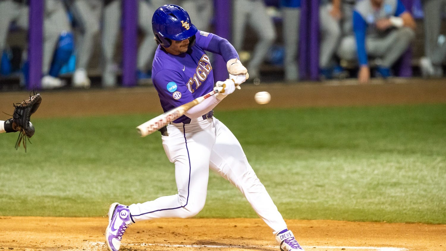 LSU's Dylan Crews wins Bragan award for NCAA baseball's top hitter