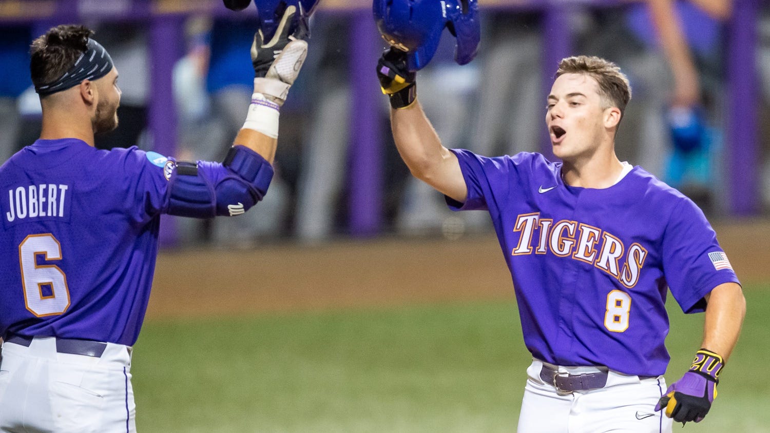 Skenes dominates, LSU offense detonates on Kentucky for 14-0 Super Regional victory