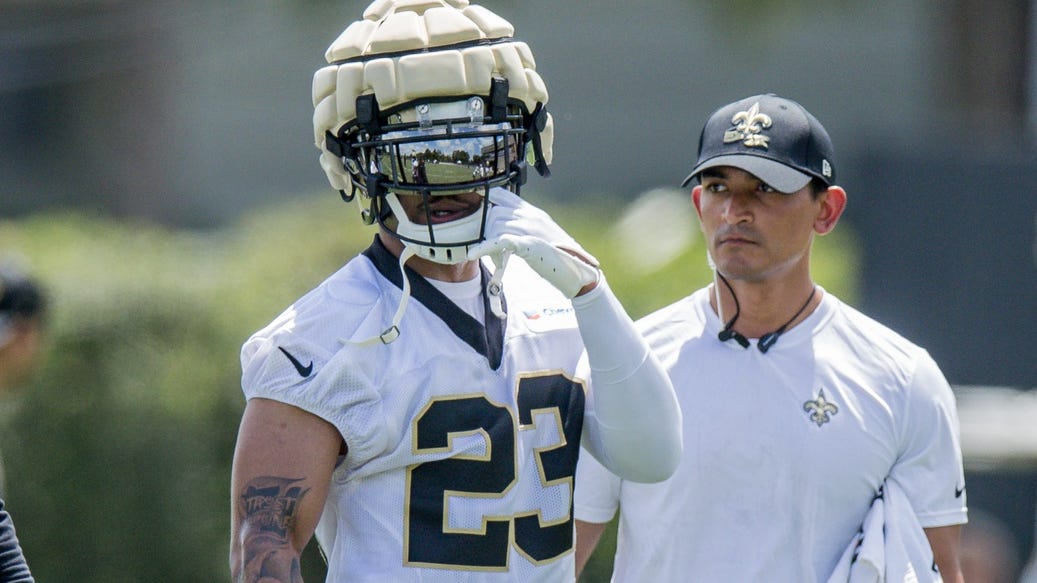 Saints CB Marshon Lattimore leaves practice early with knee injury