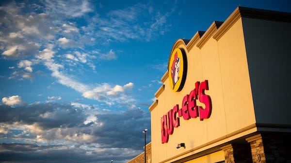 Off-brand version of Buc-ee’s called “BUK-II'S” opening in Mexico