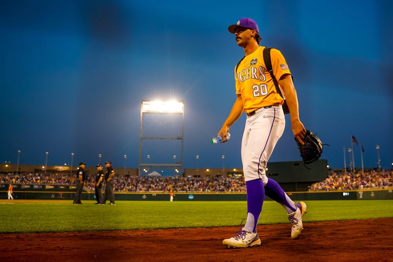 Paul Skenes walking to dugout
