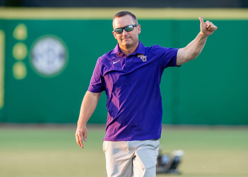 LSU coach Jay Johnson