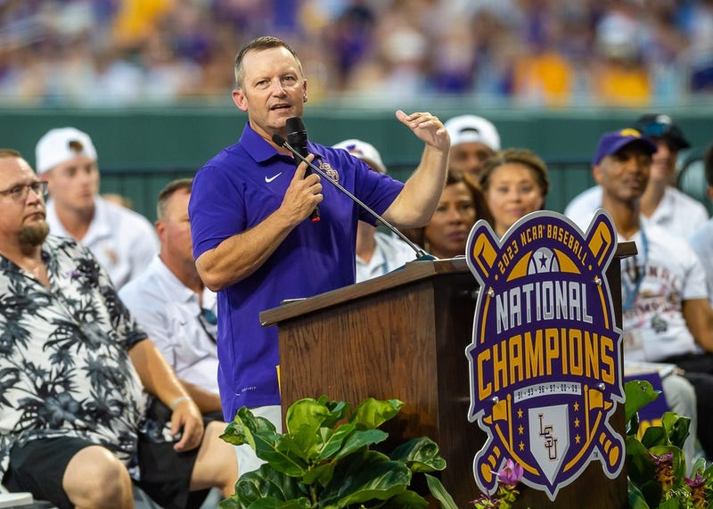 Jay Johnson LSU at podium