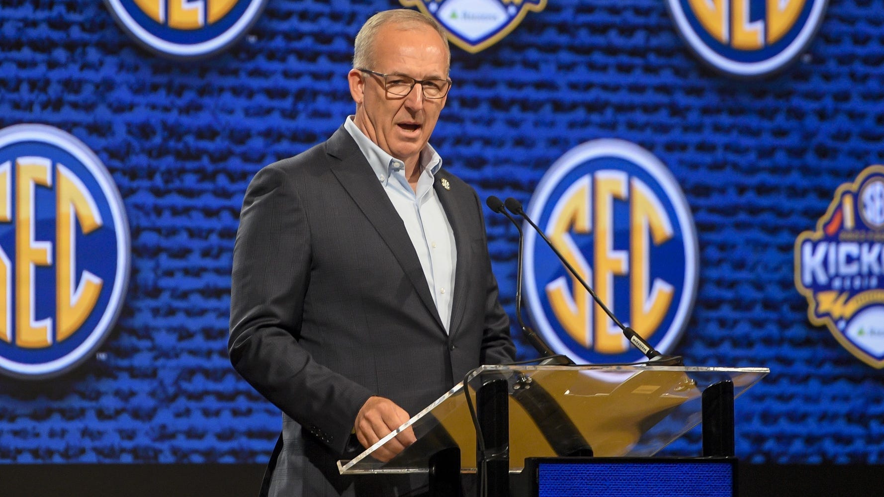 SEC commissioner calls for Congress to standardize NIL rules across state lines
