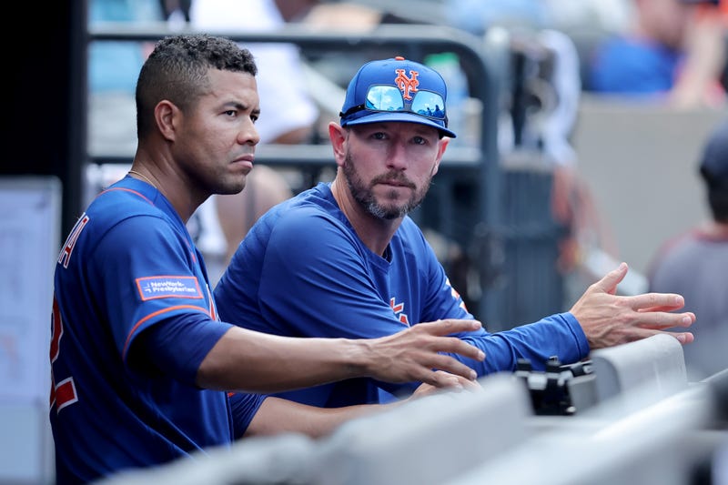 Jeremy Hefner, right, and Jose Quintana.