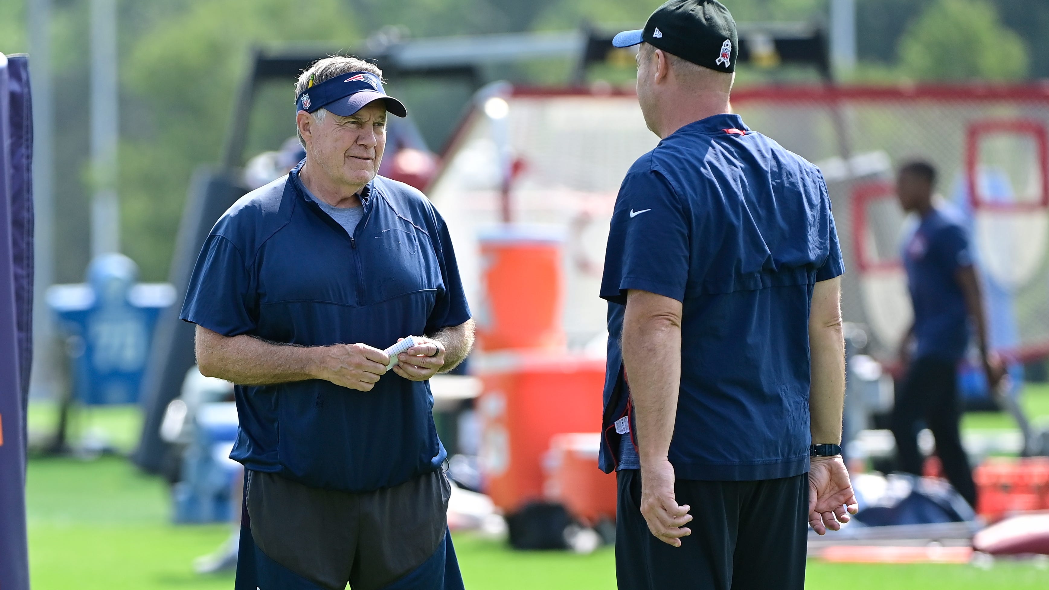 Bill Belichick praises 'hard-working' Mac Jones heading into third season: 'Mac's got a great routine'